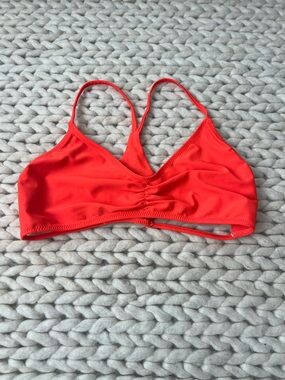 RELLECIGA Red V-Back Bikini Top